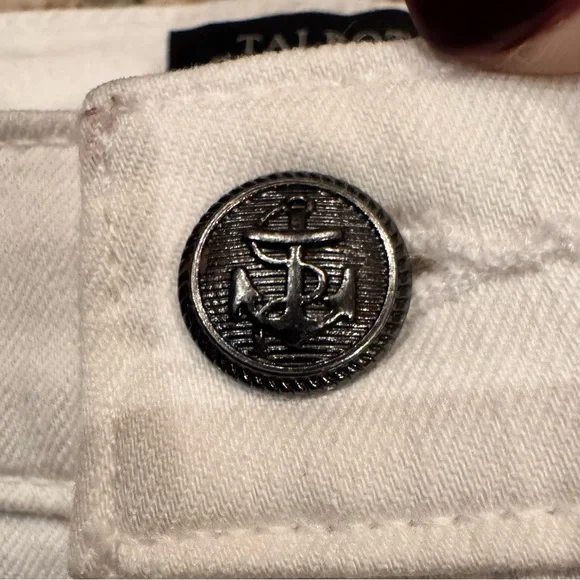 Talbots flawless 5 pocket petite. White Pants with adorable button accents. 10P - Picture 15 of 16